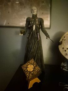 18 inch hellraiser pinhead neca figure