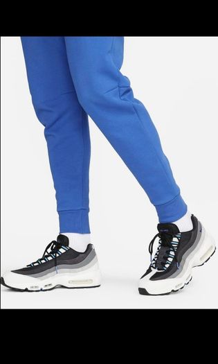 Nike tech fleece