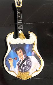 Elvis Presley Guitar Shaped Wall Plate