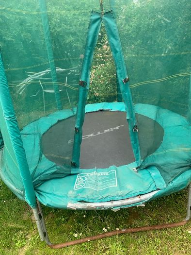 Trampoline