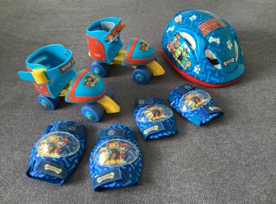 Rollerskates and protective gear pads & helmet