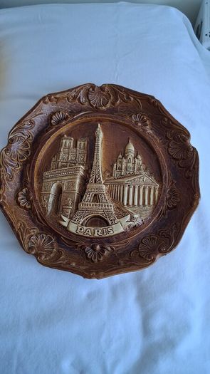 wall plaque