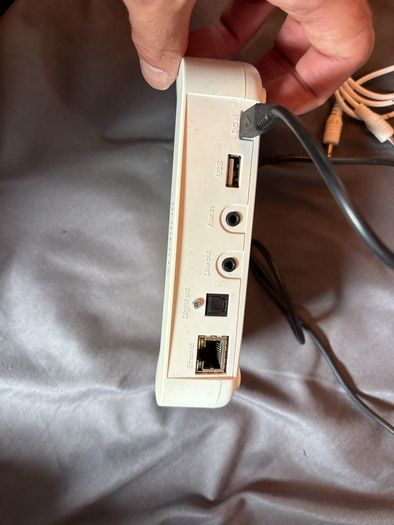 Roberts RS1 - Add Internet Radio/Spotify connect to any stereo
