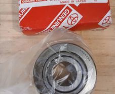 Genuine Hilux, Land Cruiser ,90366-17001, (bearing(for Steering Knuckle Arm))