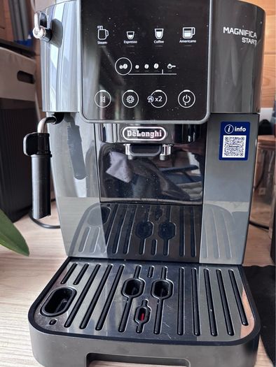 DeLonghi Magnifica Start Coffee Machine one Month Old