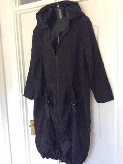 Stunning NAYA Coat
