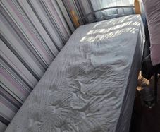 single  Iron bed