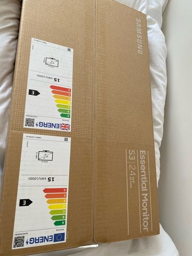Samsung Essential Monitor S3 24 inch Full HD 100Hz