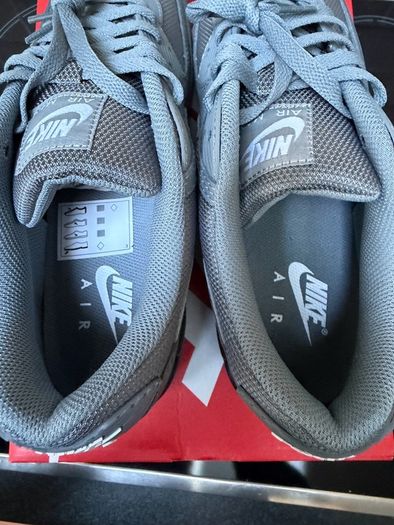 Nike Air Max 90 - Uk10