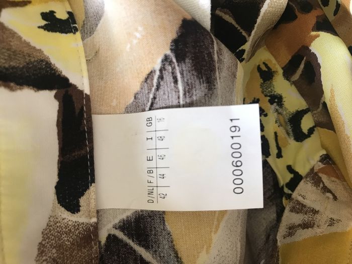 Ladies blouse size 16 - New