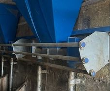 Dairymaster Feeders