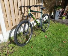 carrera vengeance mountain bike