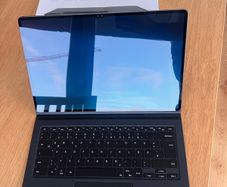 Samsung Tab S8 Ultra + Case and Keyboard