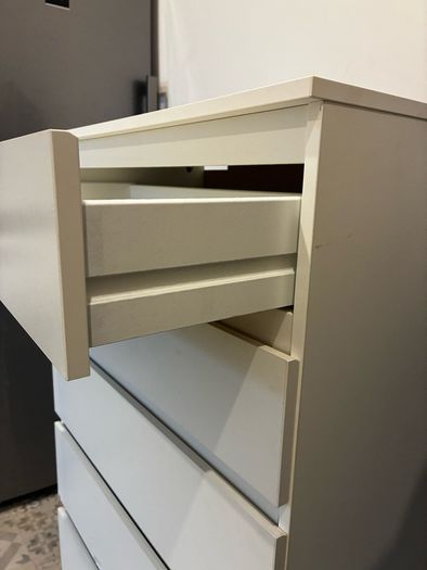Ikea chest of drawers - free