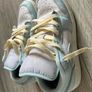 Jordan 1 low girls shoes UK5 Image 2