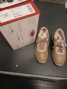 womens trainers