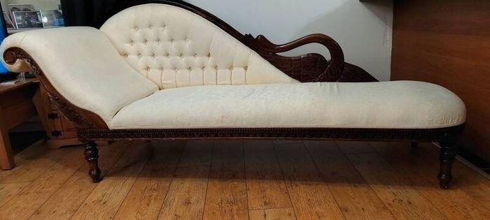 Chaise Longue