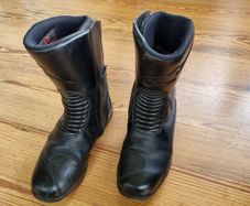 Alpinestar boots size 41