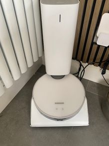 Samsung Jet Bot Robot Vacuum with Clean Station (VR50T95735W) Spares or Repair