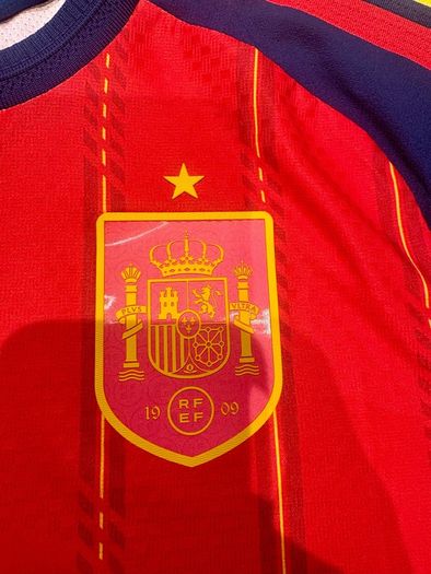 Gorgeous Adidas Official Spain 2026 Home Jersey, new with tags.