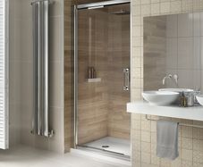 Image iSIX 900 chrome in swing shower door