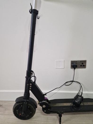 Folding Electric Scooter 350W Motor LCD Display Screen 3 Speed Modes
