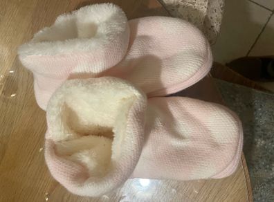 Brand new pink and white fleece lined polka dot slippers