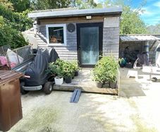 shed