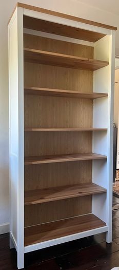 Bookshelf/Bookcase