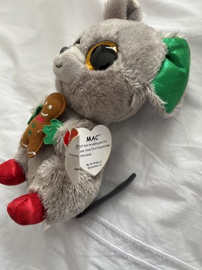 Festive beanie boos with tags