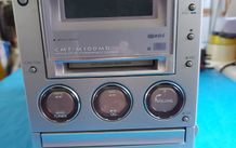 Sony CMT-M100MD Micro Hi-Fi Component System with Speakers, in excellent condition, Radio, CD and Tape working fine,