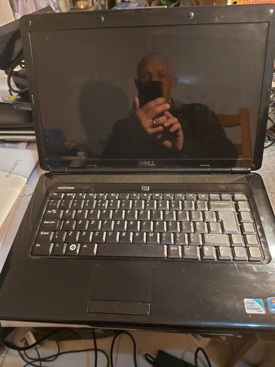 Dell Inspiron 1545, Model PP41L, Intel Pentium Dual-Core CPU T4300, 2.1GHZ, 4GB Ram, 238GB SSD, Windows 10, Microsoft Edge, chrome and VLC