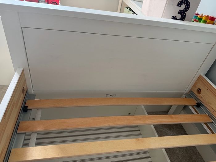 Hemnes single bed frame