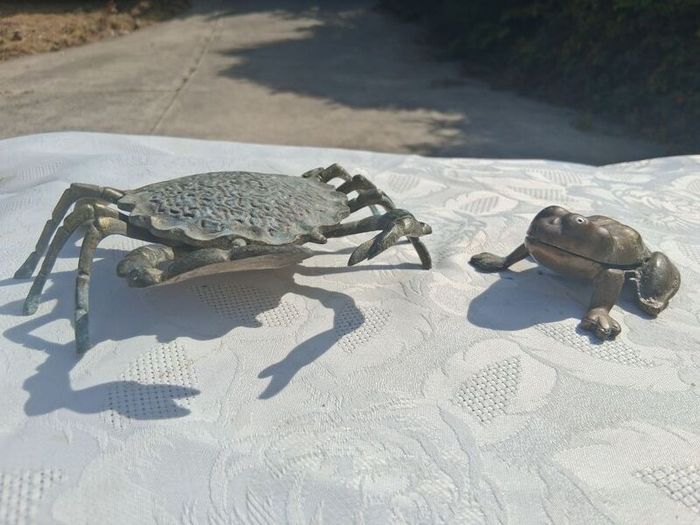 Midcentury Italian Crab and Frog Brass Ashtrays