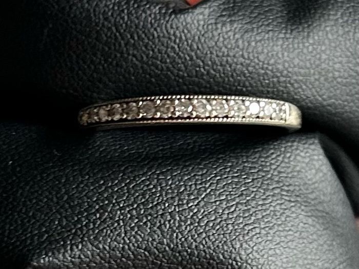 9ct White Gold Diamond Eternity Ring Size U 2grams 14 Diamonds 0.22ct