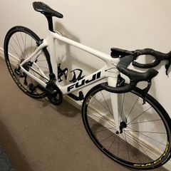 Fuji (full carbon, Ultegra Di2)
