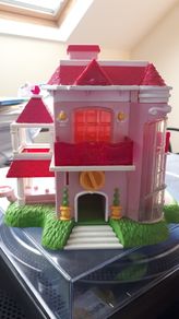 Squinkies Play house