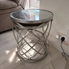 Mirror nest of tables
