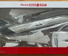 NEW Lufthansa Boeing 787 Large Scale Model Aircraft