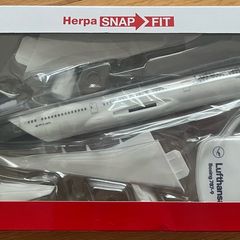 NEW Lufthansa Boeing 787 Large Scale Model Aircraft