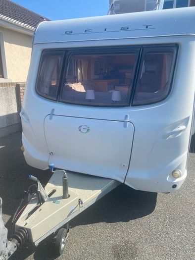 Geist Caravan