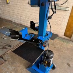 Hyundai 3000w 8 Tonne Vertical Electric Log Splitter - HYLS8000V