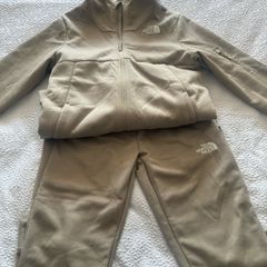 northface tracksuit