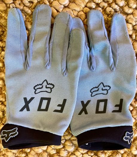 Cycling accessories incl Fox Racing Gloves
