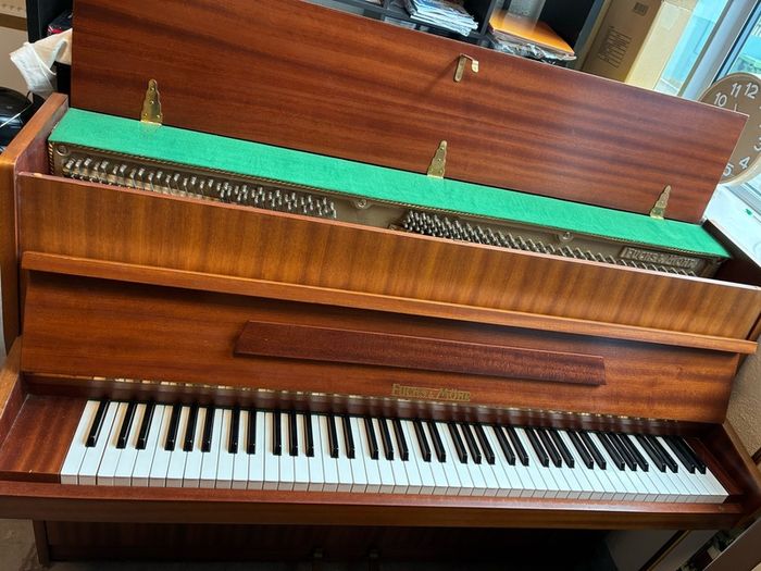 piano
