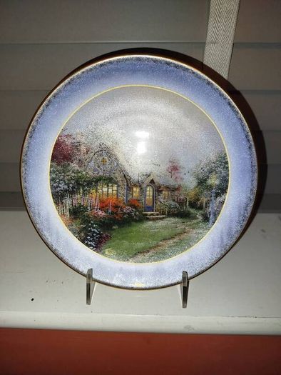 Bradford Exchange "Candlelight Cottage" plate