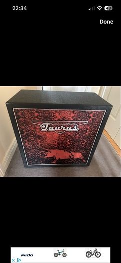 Taurus Guitar Cab 2x12