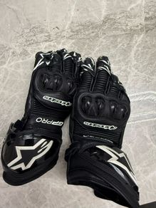 Alpinestars GP pro R3 gloves