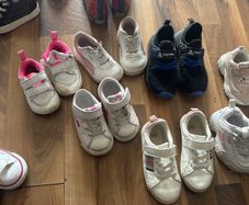 Kids shoes size infant 4 to child 9