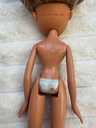 Bratz Girlfriendz Night Out Dance Disco Fianna Doll Nude Used Please see photos